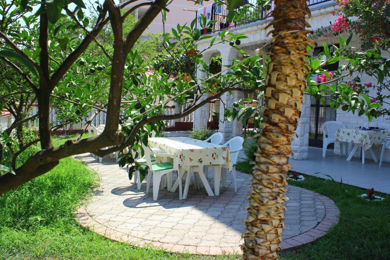 Guest House Aldin Ulcinj Exterior foto
