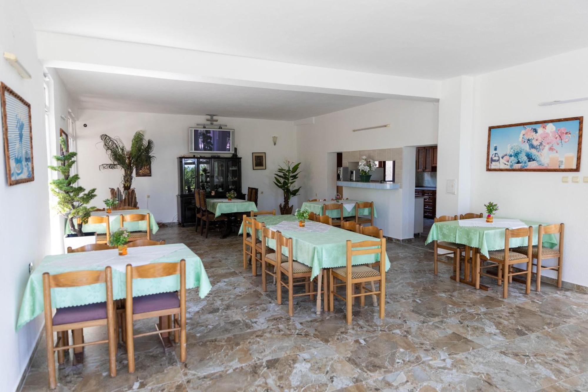 Guest House Aldin Ulcinj Exterior foto
