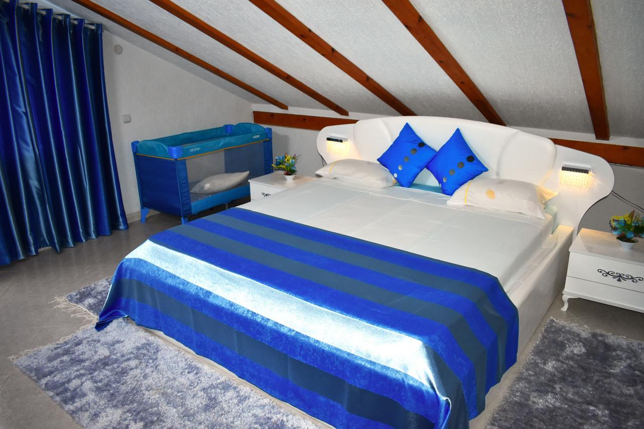 Guest House Aldin Ulcinj Exterior foto